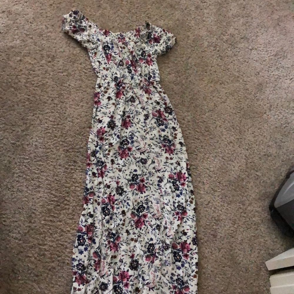 Cute floral maxi dress